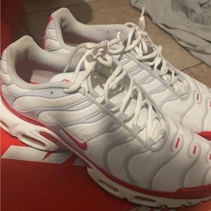 Don’t wear them in good condition with box.